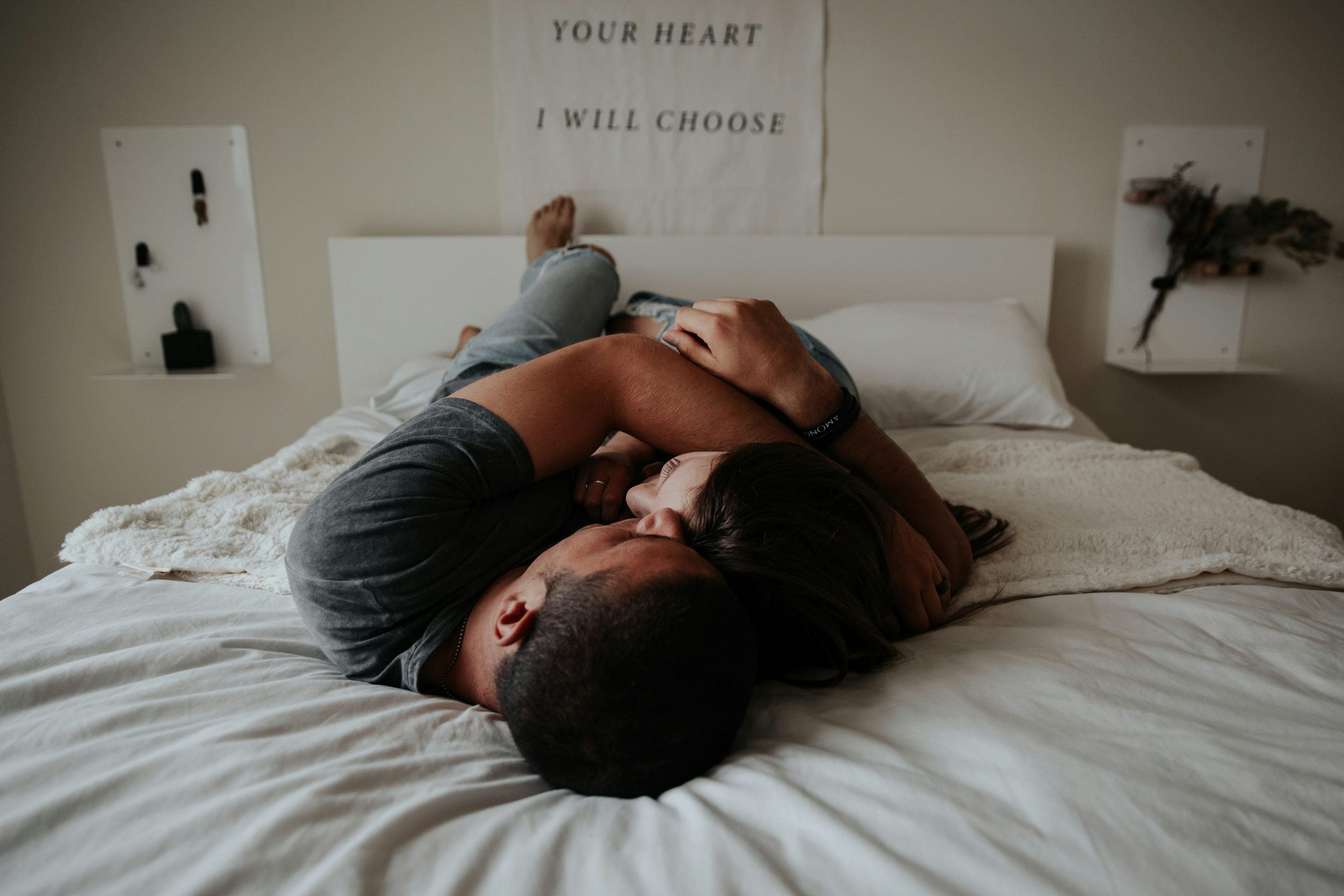 Read more about the article Why Couples Who Laugh Together Often Feel More Connected
