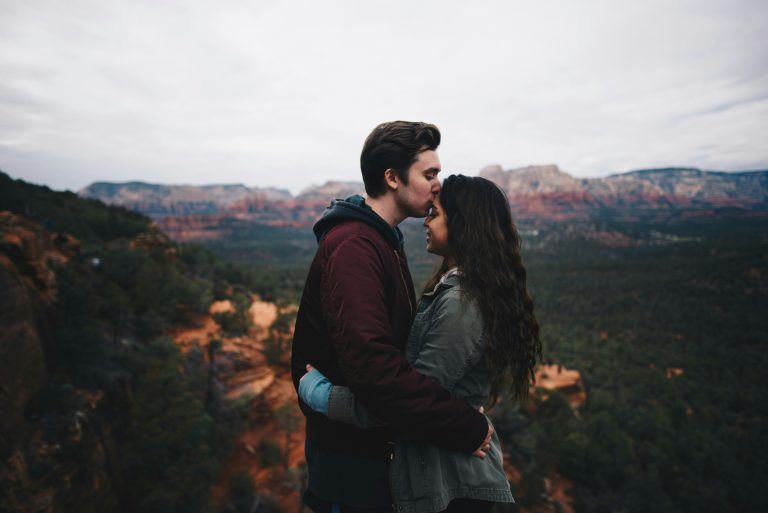 Read more about the article How to Bring More Spontaneity Into a Very Scheduled Relationship
